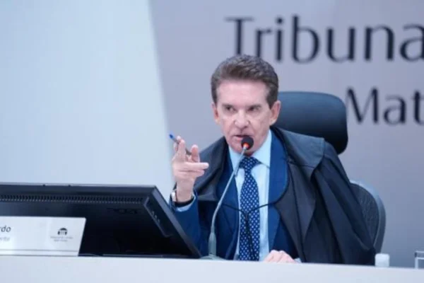 PF prende presidente do TCE de MT por irregularidades em contratos