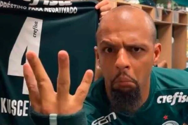 Felipe Melo zoa Corinthians após goleada por 4 x 0