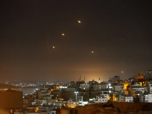 Ataque aéreo em tel Aviv, capital de Israel