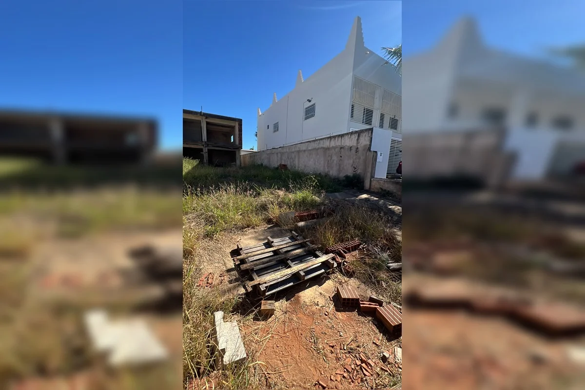 Lote onde o casal foi encontrado sem vida Lote onde o casal foi encontrado sem vida