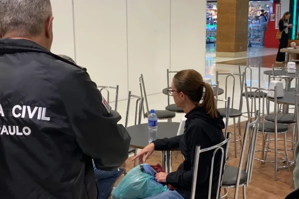 mulher desaparecida shopping encontrada