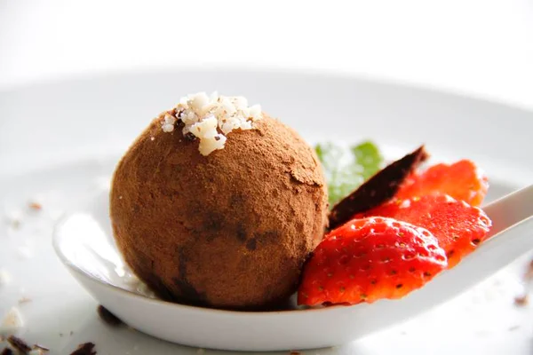 Brigadeiro funcional sem glúten e lactose: faça e coma sem culpa