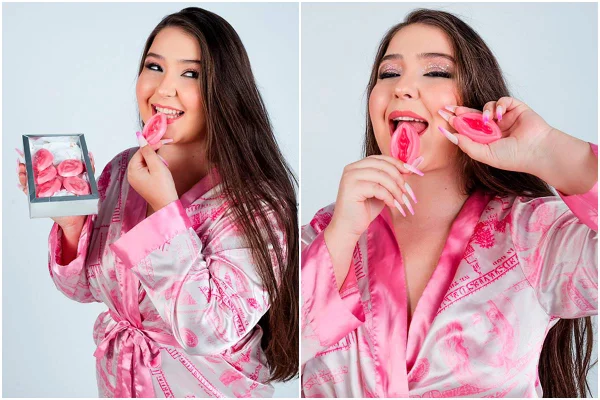 Montagem com foto colorida de influencer segurando chocolates em formato de vagina - Metrópoles