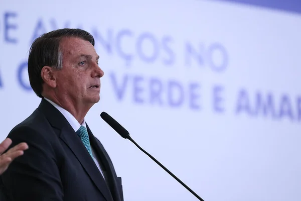 Governo prevê reduzir em 95% recursos do programa Casa Verde e Amarela