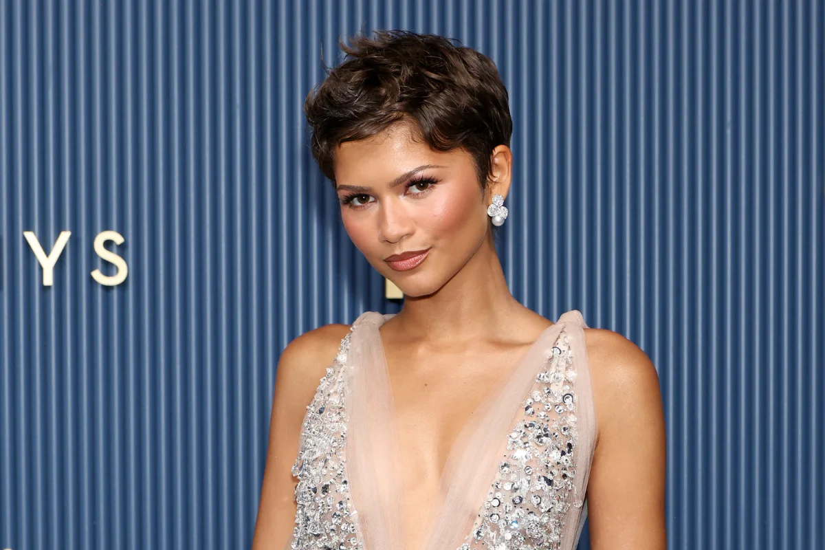 Zendaya aposta no corte pixie para o Emmy 2026; inspire-se no visual Zendaya aposta no corte pixie para o Emmy 2026; inspire-se no visual