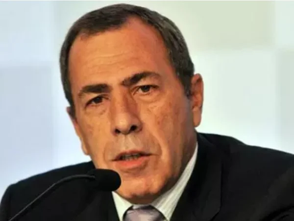 Facada em Bolsonaro não trouxe nem tirou voto, diz presidente do Ibope