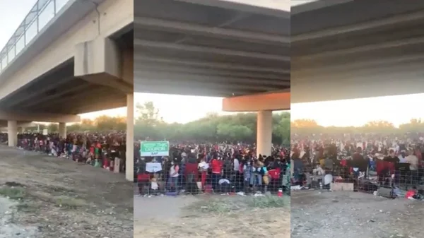 Imigrantes estão sob a Ponte Internacional Del Rio, no Texas