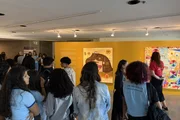 Alunos de São Sebastião conhecem a mostra Constelações Contemporâneas