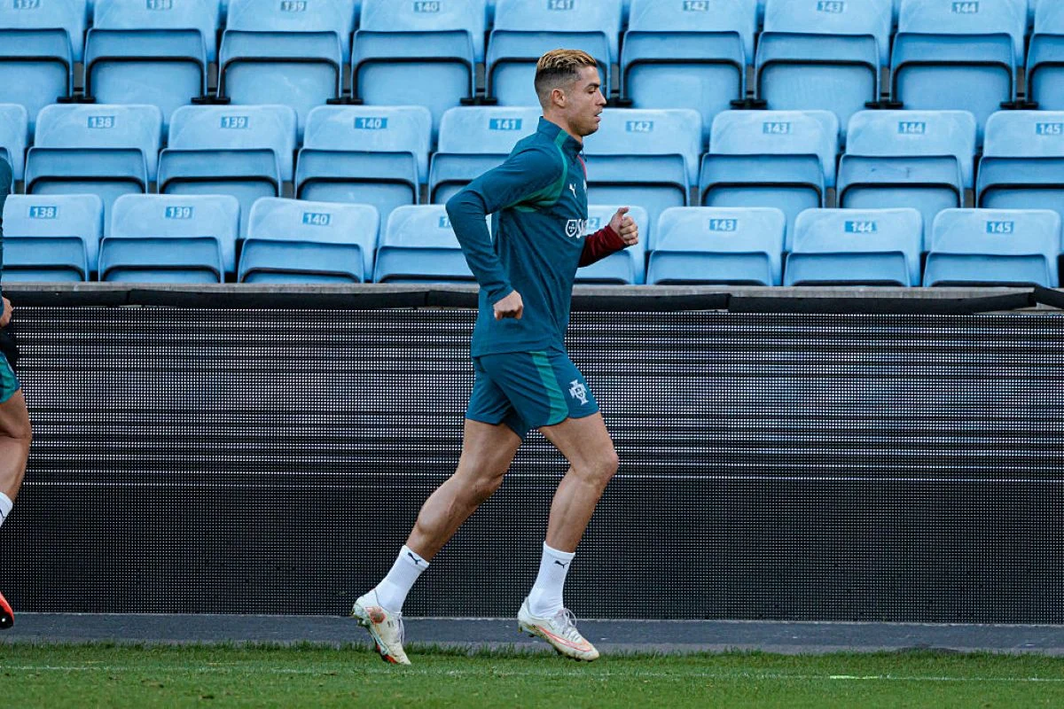 Cristiano Ronaldo Cristiano Ronaldo