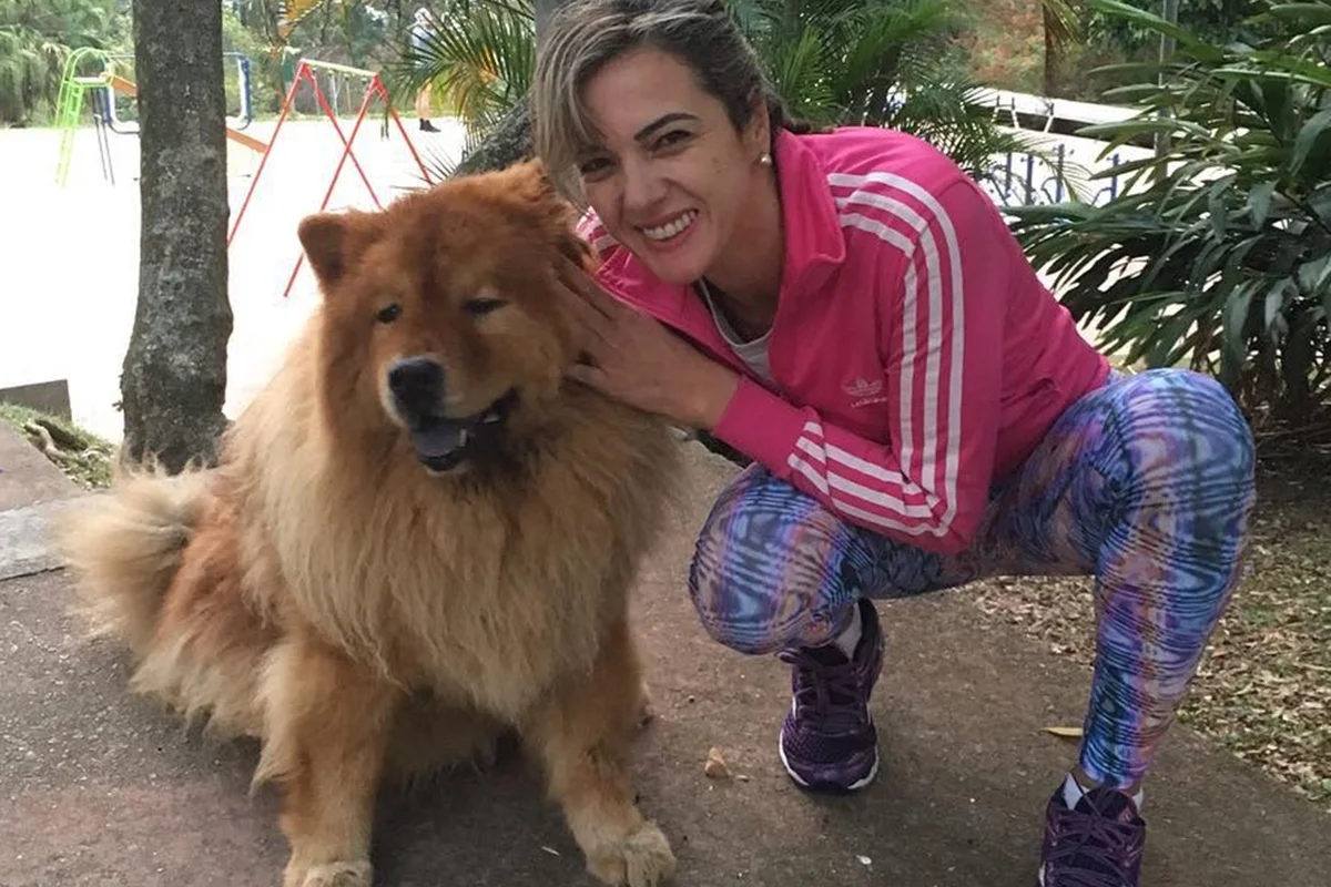 Andreia de Andrade, viúva de Nahim, faz pose para o Instagram Andreia de Andrade, viúva de Nahim, faz pose para o Instagram