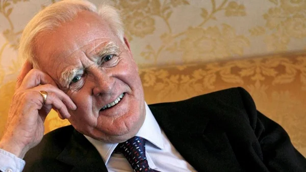 John Le Carré, autor de O espião que veio do frio, morre aos 89 anos