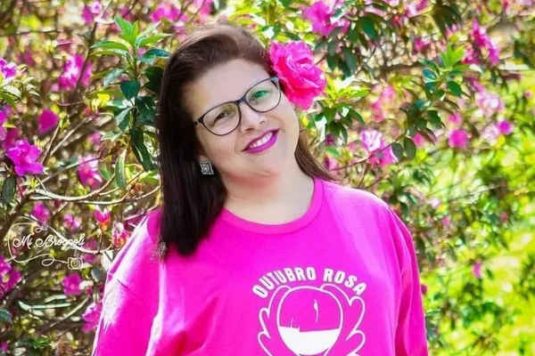Paciente conta como superou diagnóstico de metástase de câncer de mama