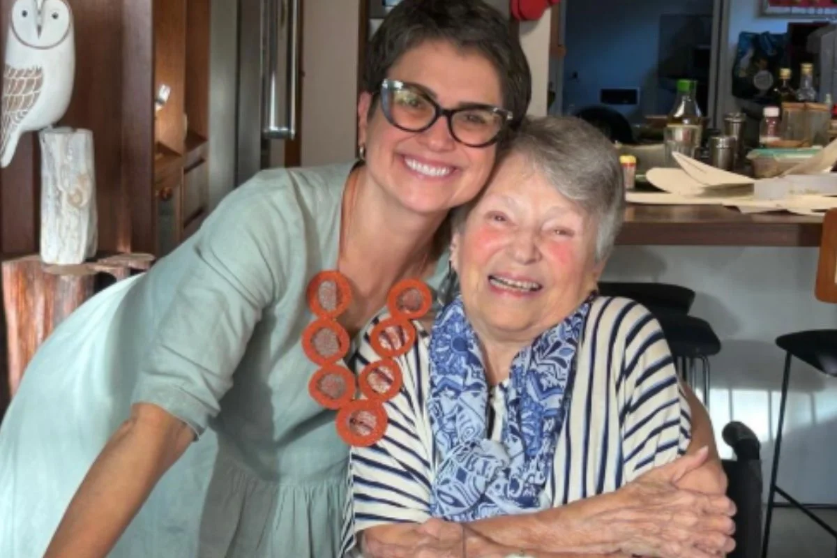 Sandra Anneberg e a mãe, Débora Takser Sandra Anneberg e a mãe, Débora Takser