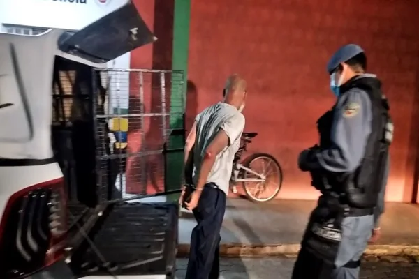 Manaus: homem é preso após ejacular em duas mulheres dentro de ônibus