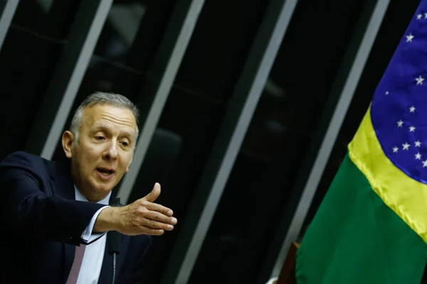 Relator da reforma tributária, deputado Aguinaldo Ribeiro (PP-PB), discursa na tribuna do Plenário