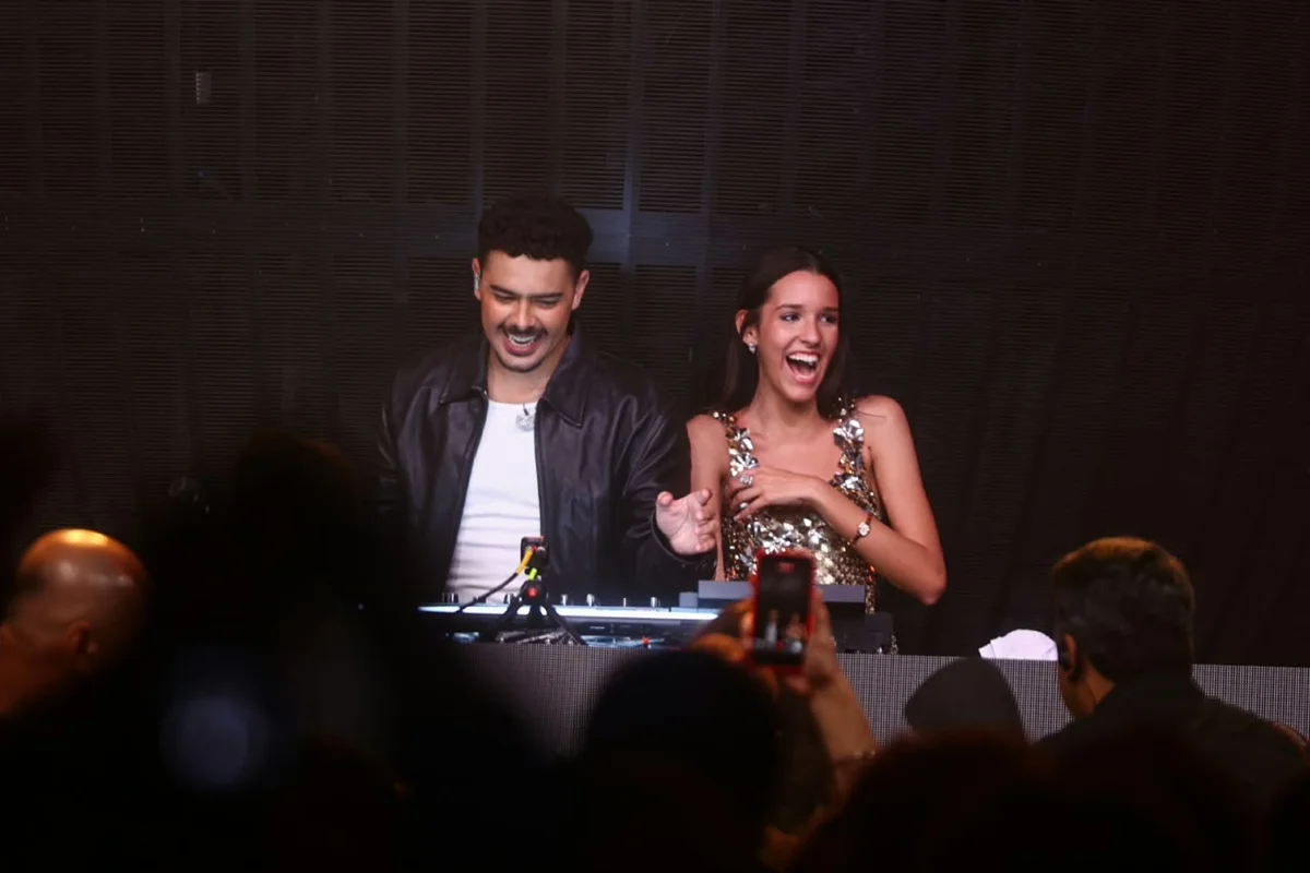 Pedro Sampaio e Keinemusik animam aniversário de Marita Estevão Lira