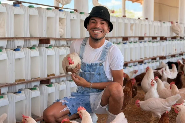 Maurício Léo viraliza nas redes sociais ao mostrar vida no campo