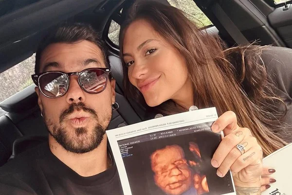 Nasce Dom, primeiro filho do ex-MTV Lipe Ribeiro com Dessa Castorino