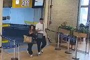 O delator do PCC Vinícius Gritzbach deixa o aeroporto de SP ao lado da namorada, Maria Helena Paiva