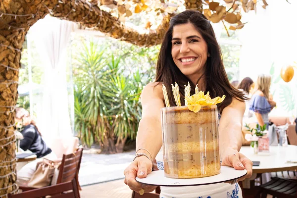 Comemoração de aniversário de Camila Abrantes Póvoa - Metrópoles