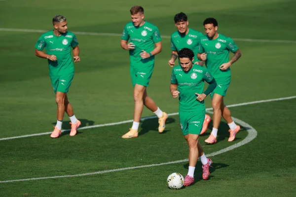 Jogadores do Palmeiras treinando antes da final da Libertadores