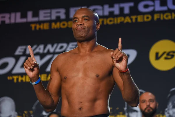 Anderson Silva na pesagem
