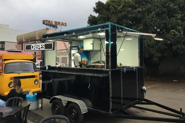 Dono de food truck furtado faz rifa e vende hambúrguer a R$ 10