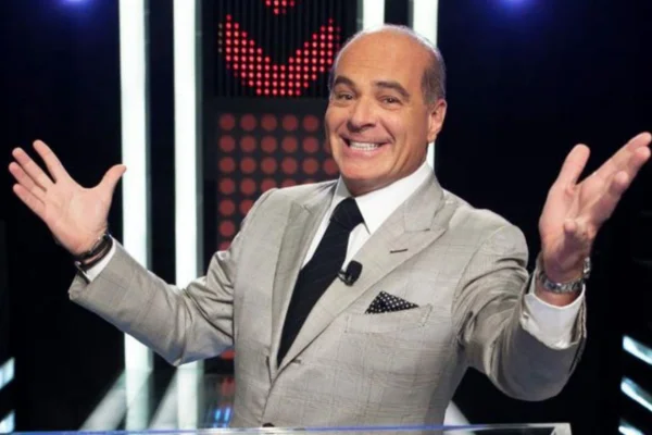 RedeTV! se manifesta após saída de Marcelo de Carvalho da emissora