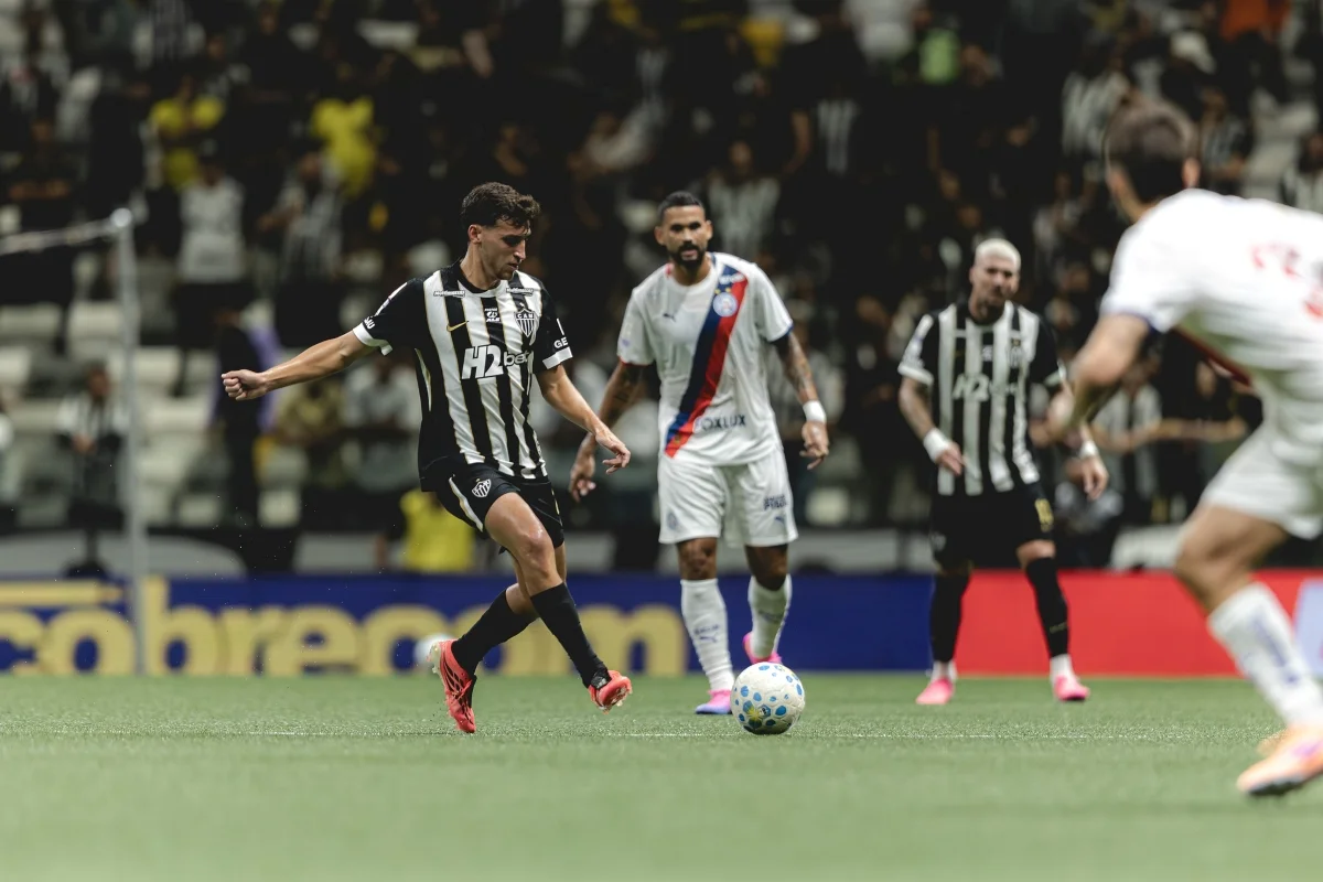 Atlético-MG e Bahia se enfrentaram na Arena MRV pela 19ª rodada do Campeonato Brasileiro Atlético-MG e Bahia se enfrentaram na Arena MRV pela 19ª rodada do Campeonato Brasileiro