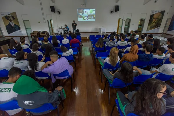 Senai oferece 390 vagas em cursos gratuitos na unidade de Taguatinga
