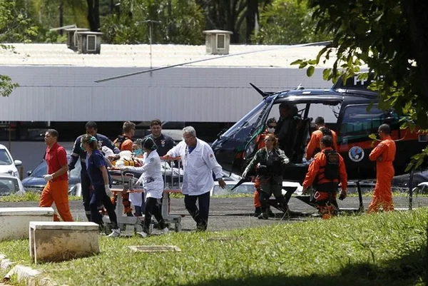 BR-020: hospitais do DF recebem vítimas da batida de ônibus e carreta