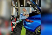 Nas redes sociais, Marco Aurélio exibe uma coletânea de carros de luxo