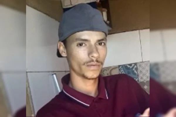 Homem é assassinado a facadas perto de restaurante comunitário no DF