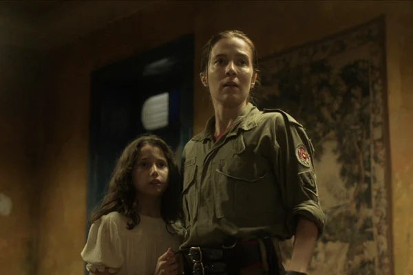 Foto colorida de Abraço de Mãe, filme da Netflix - Metrópoles