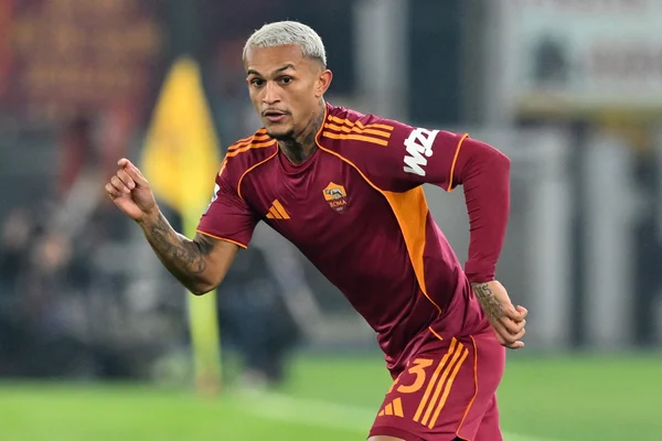 Wesley, ex-Flamengo, é alvo de Manchester City e Tottenham