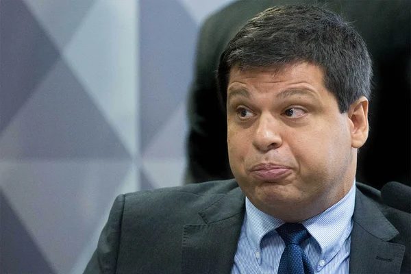 Marcelo Miller sabia de ação da Lava Jato na véspera de ser deflagrada