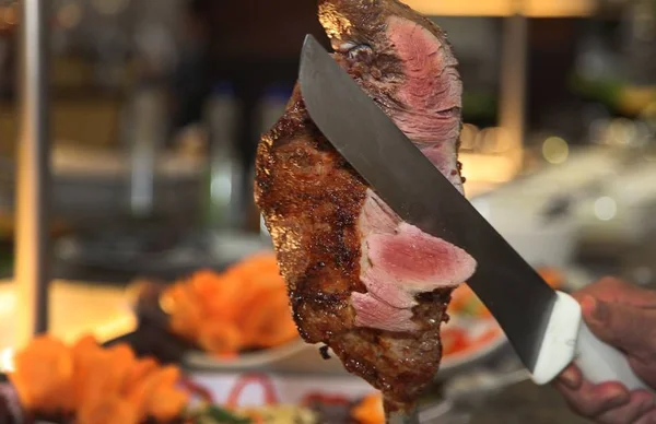 Vale muito e custa pouco: Pampas tem churrasco à vontade por R$ 18,90