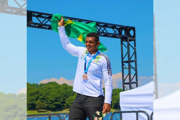 Isaquias Queiroz fica com a prata no Campeonato Mundial de Canoagem