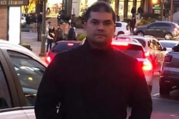 Imagem colorida mostra Policial civil Antônio Alves Dourado é suspeito de matar quatro colegas em delegacia do Ceará - Metrópoles