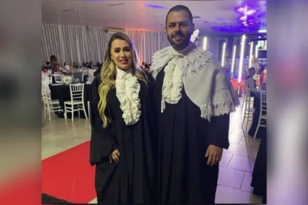 imagem colorida delegado e a esposa investigados por desvios milionários na educação de go