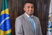 O deputado estadual Thiego Santos