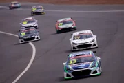 Casagrande e Robe garantem pole no primeiro Endurance da Stock Car - imagem 3 Casagrande e Robe garantem pole no primeiro Endurance da Stock Car - imagem 3
