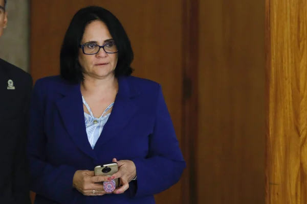 MPF questiona indicações de Damares para a Comissão de Anistia