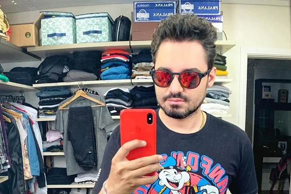 Vídeo. Fernando Zor se fura com anzol e precisa ir ao hospital