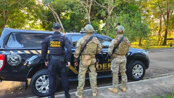 imagem colorida operação pf credito de carbono