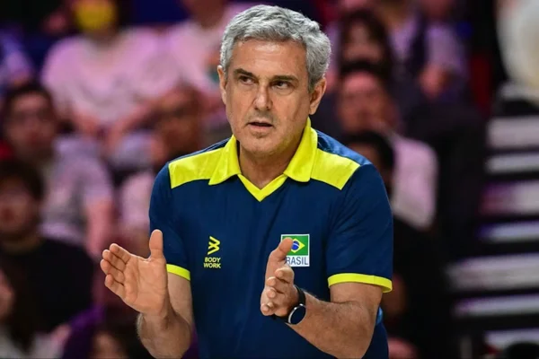 Zé Roberto Guimarães anuncia que irá deixar a Seleção de Vôlei após LA 2028