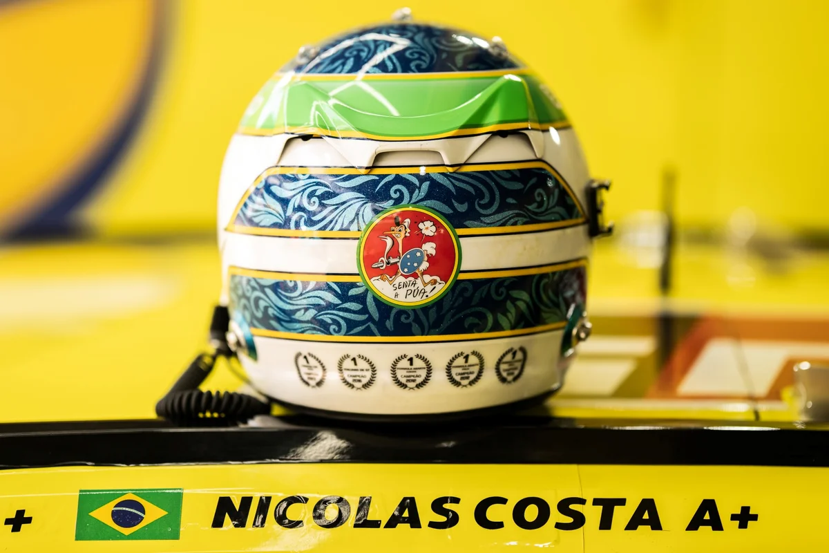 Stock Car: Nicolas Costa homenageia avô no capacete na etapa de Brasília - imagem 2 Stock Car: Nicolas Costa homenageia avô no capacete na etapa de Brasília - imagem 2