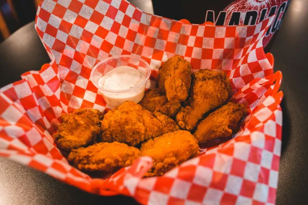 asinhas de frango frito