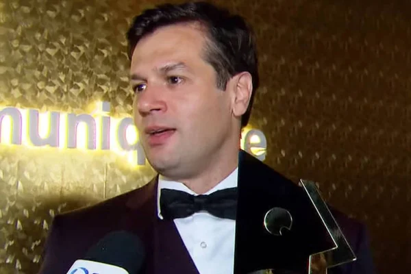 Acusado de assédio, diretor Thiago Feitosa é demitido da Record