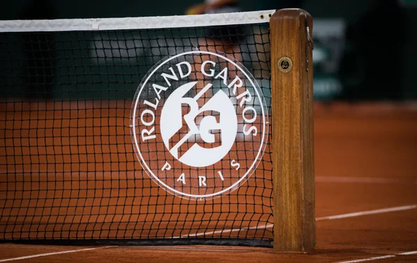 Carlos Alcaraz e Zverev disputam título inédito de Roland Garros